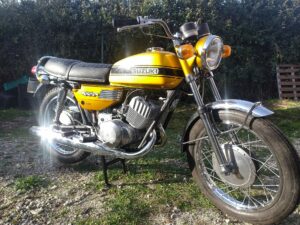 SUZUKI T350 (1972)